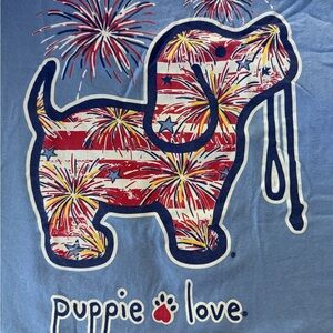 Happy 250th birthday!  4th of July Puppy love Tshirt size medium . EUC